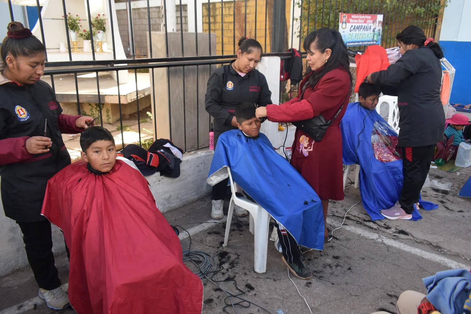 Barbería y Peluquería — Taller foto 5
