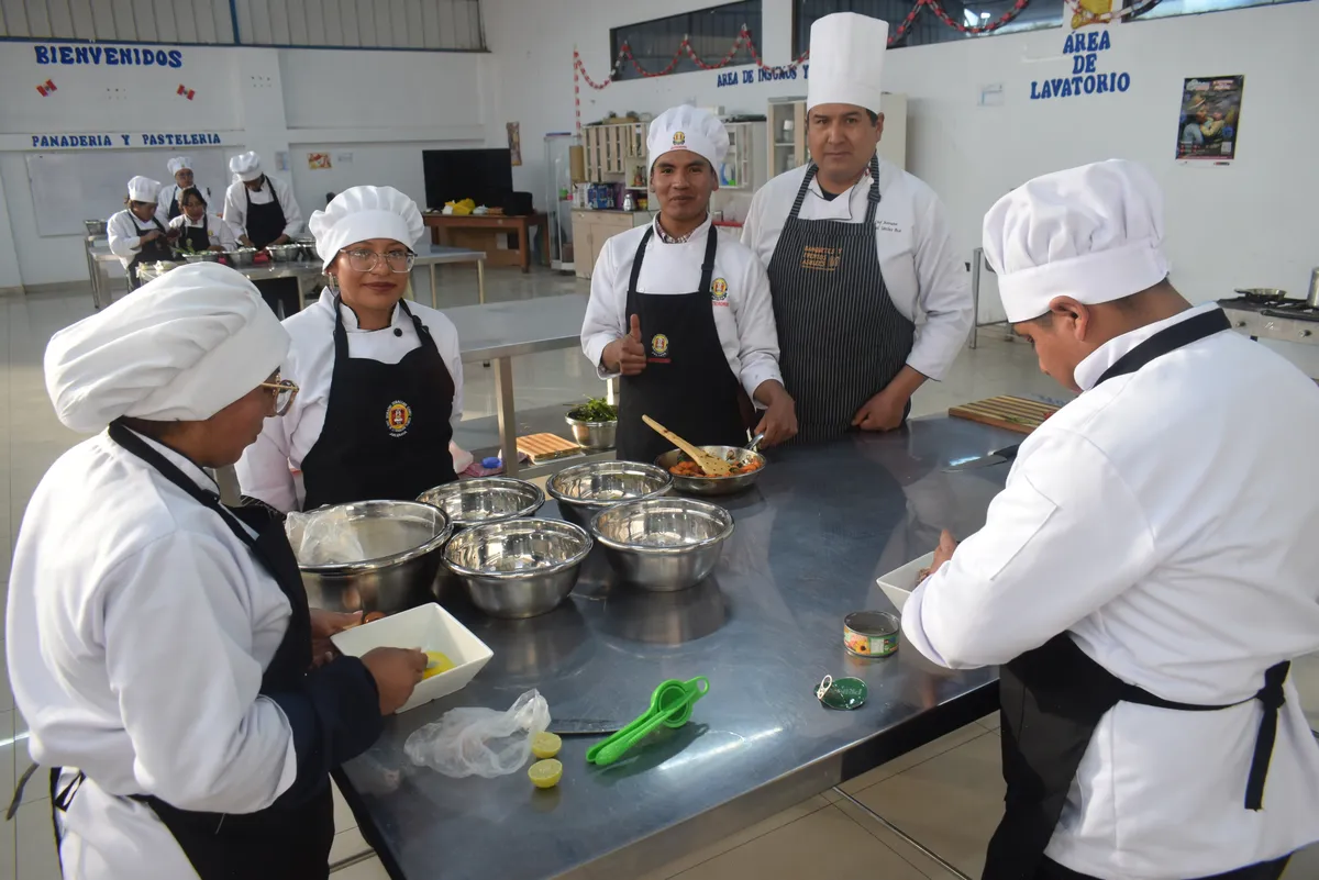 Gastronomía — Cocina — Carrera técnica CETPRO HZG Juliaca